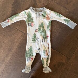 Burt's Bees Holiday Tree Print Newborn Footie